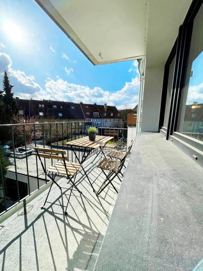 Cozy Apartment With Kitchen + Balcony New! Есен Екстериор снимка