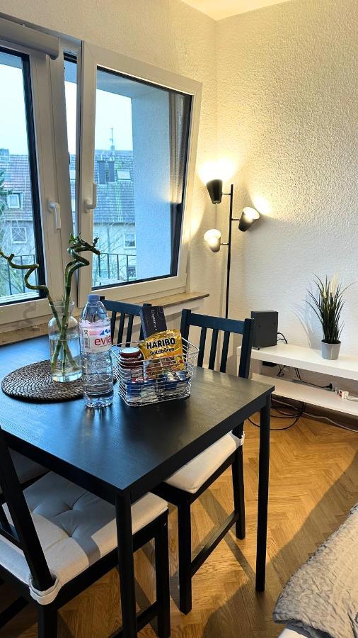 Cozy Apartment With Kitchen + Balcony New! Есен Екстериор снимка
